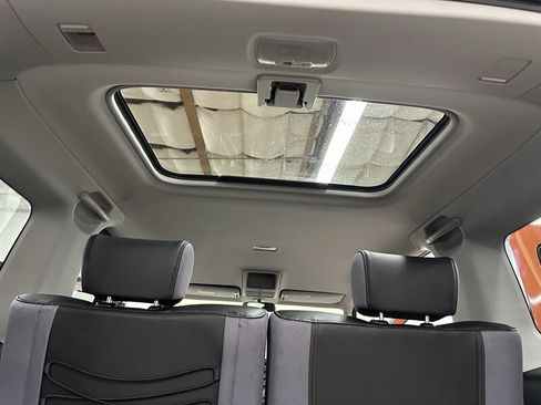 Used 2004 Honda Element EX image 22
