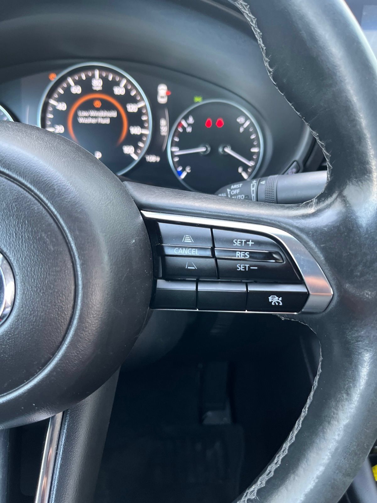 Used 2024 MAZDA MAZDA3 s FWD image 22