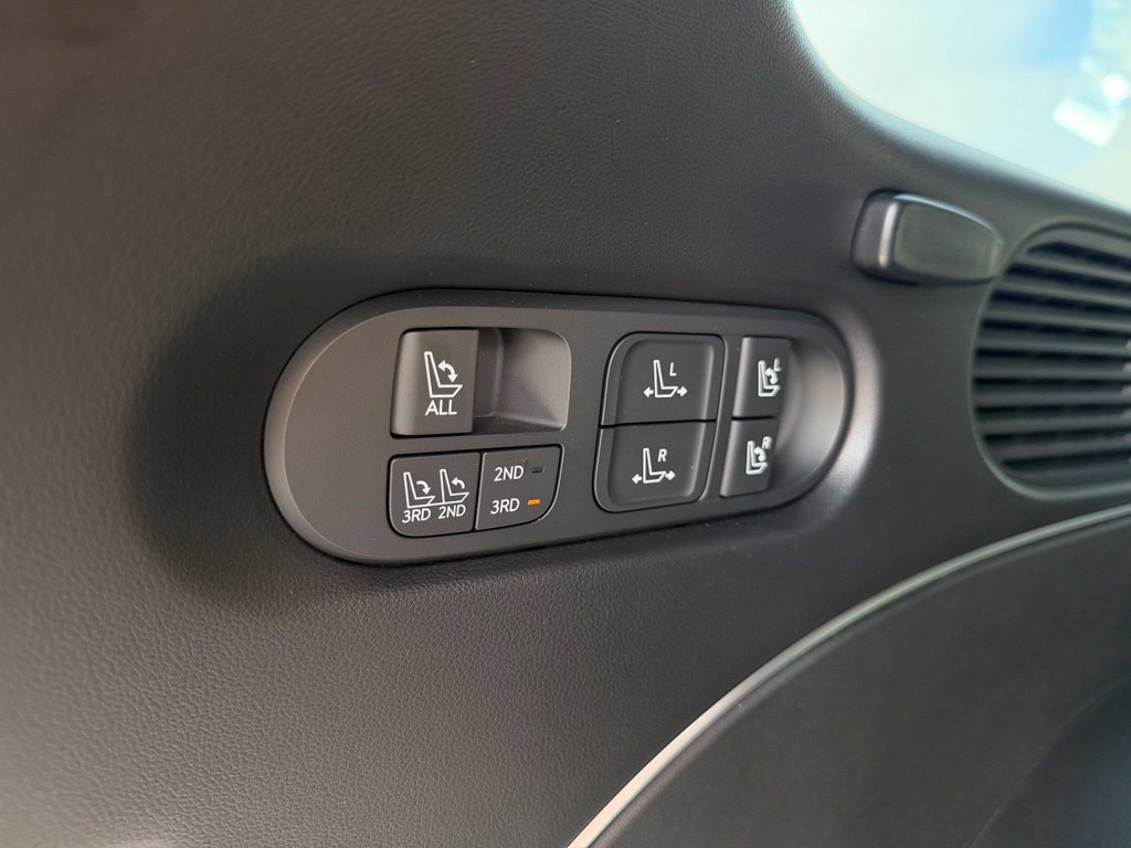 Used 2026 Hyundai Palisade Calligraphy FWD image 44