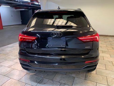 Used 2022 Audi Q3 2.0T Premium w/ Black Optic Sport Package AWD/4WD image 7