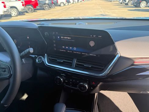 New 2026 Chevrolet Trax RS w/ Driver Confidence Package image 45