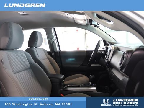 Used 2023 Toyota Tacoma SR5 w/ Technology Package AWD/4WD image 16