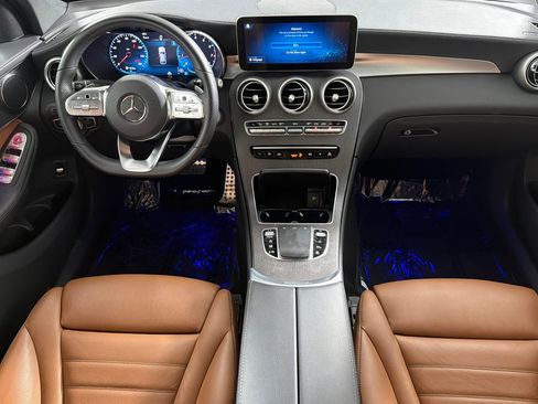 Used 2023 Mercedes-Benz GLC 300 4MATIC Coupe image 12