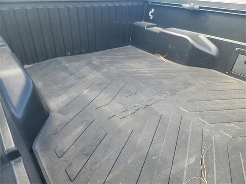 Used 2022 Toyota Tacoma SR w/ SR Convenience Package image 16