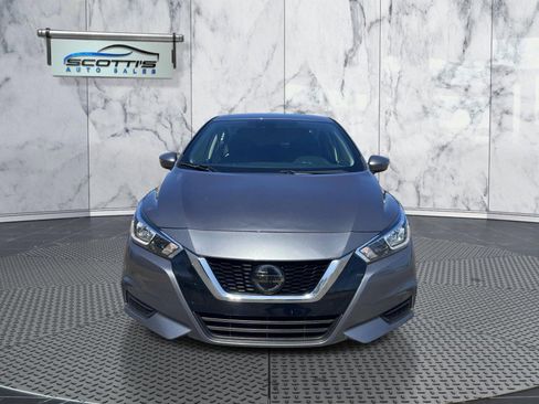 Used 2021 Nissan Versa SV image 4