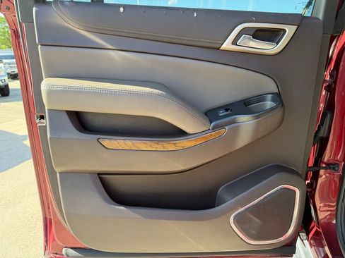 Used 2019 GMC Yukon XL Denali RWD image 19