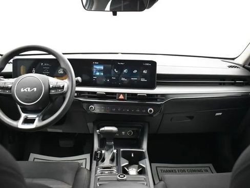 Used 2025 Kia K5 LXS FWD image 18