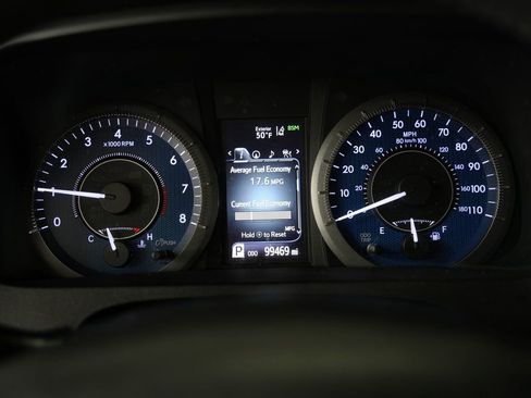 Used 2019 Toyota Sienna Limited Premium image 17