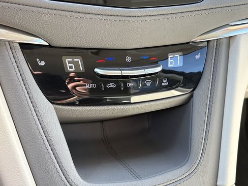 Used 2022 Cadillac XT5 Premium Luxury image 20