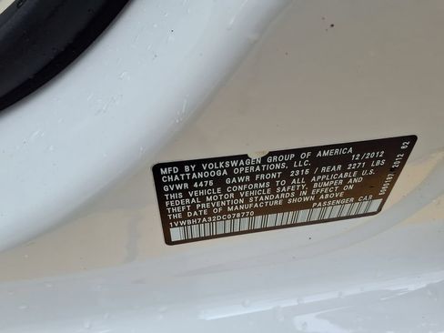 Used 2013 Volkswagen Passat 2.5 SE FWD image 31