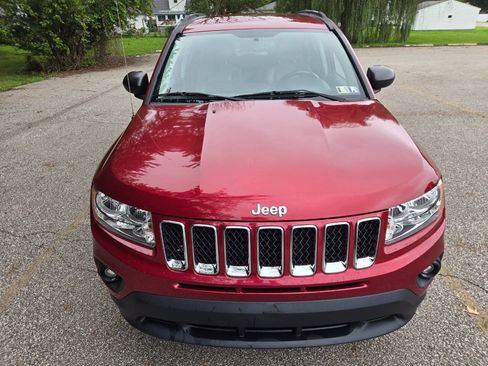 Used 2011 Jeep Compass Limited AWD/4WD image 16