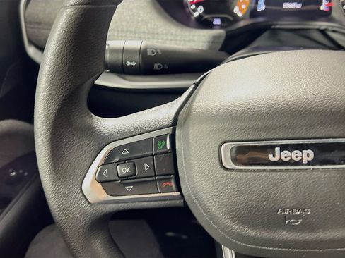 Used 2023 Jeep Compass Sport AWD/4WD image 19