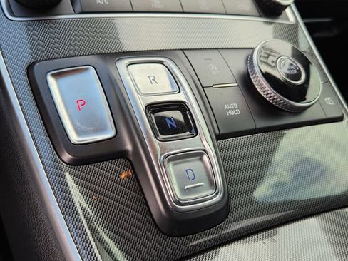 Used 2023 Hyundai Santa Fe SE FWD image 19