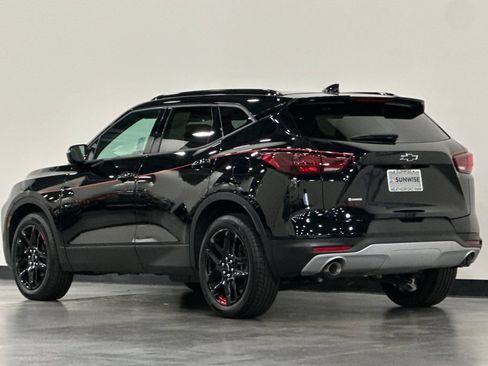 Used 2025 Chevrolet Blazer LT w/ Sound & Technology Package AWD/4WD image 6