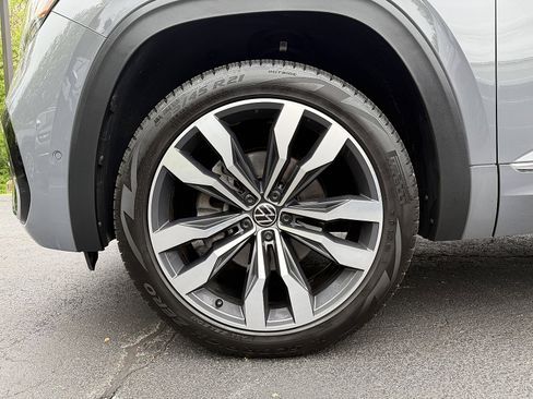 Used 2022 Volkswagen Atlas Cross Sport SEL Premium R-Line AWD/4WD image 10