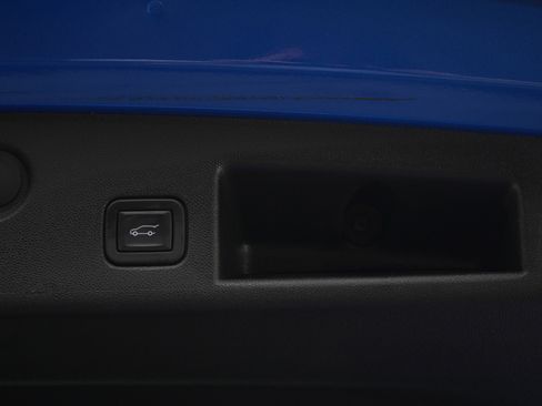 Used 2024 Chevrolet Equinox RS w/ RS Leather Package AWD/4WD image 18