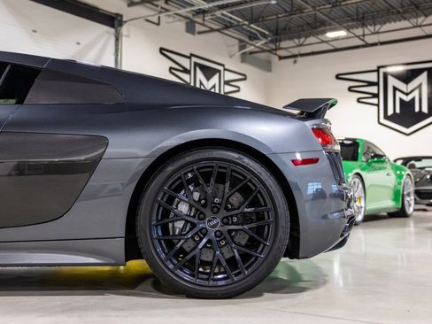 Used 2018 Audi R8 V10 plus image 19