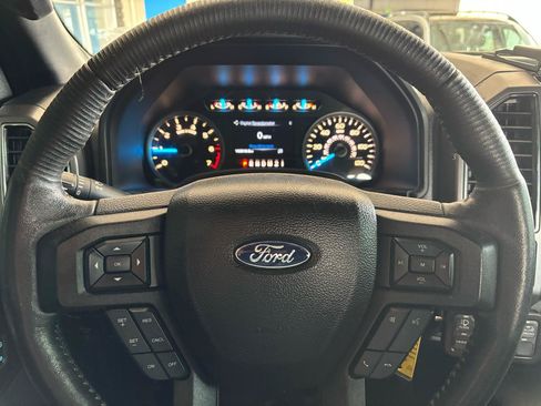 Used 2017 Ford F150 XLT w/ Equipment Group 302A Luxury AWD/4WD image 18
