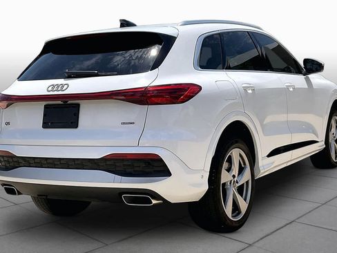 Used 2025 Audi Q5 Premium AWD/4WD image 12