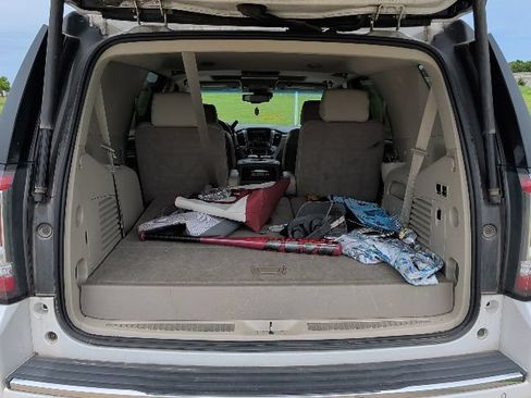 Used 2018 GMC Yukon Denali w/ Denali Ultimate Package AWD/4WD image 15