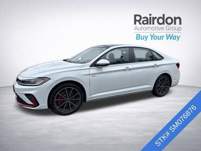 Used 2025 Volkswagen Jetta GLI Autobahn FWD image 3