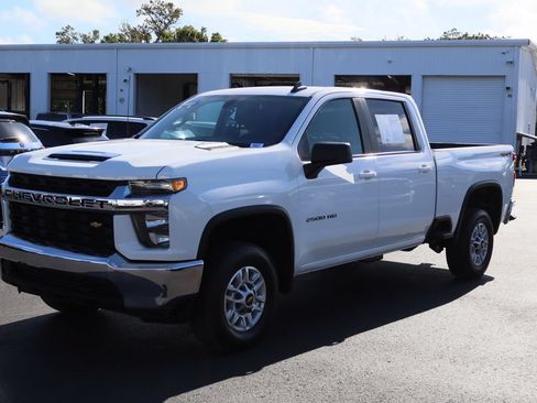 Certified 2022 Chevrolet Silverado 2500 LT AWD/4WD image 5