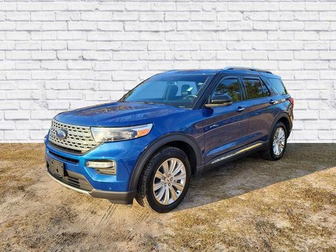 Used 2020 Ford Explorer Limited w/ Class III Trailer Tow Package image 4