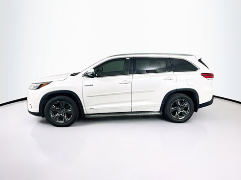 Used 2017 Toyota Highlander Limited Platinum image 4