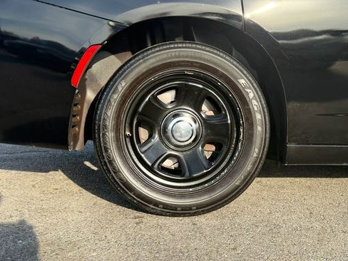 Used 2019 Dodge Charger Police w/ Street Appearance Group RWD image 41