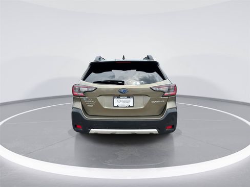 Used 2023 Subaru Outback Limited AWD/4WD image 7