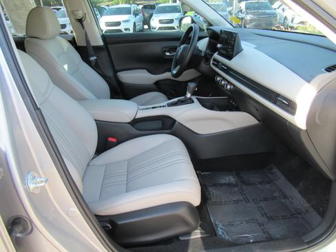 Used 2026 Honda HR-V EX-L image 10