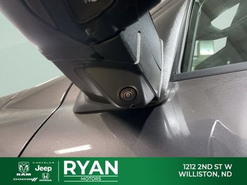 New 2026 RAM 2500 Laramie AWD/4WD image 9