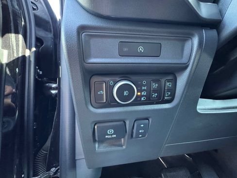 Used 2025 Ford F150 Lariat w/ Equipment Group 501A Mid AWD/4WD image 12