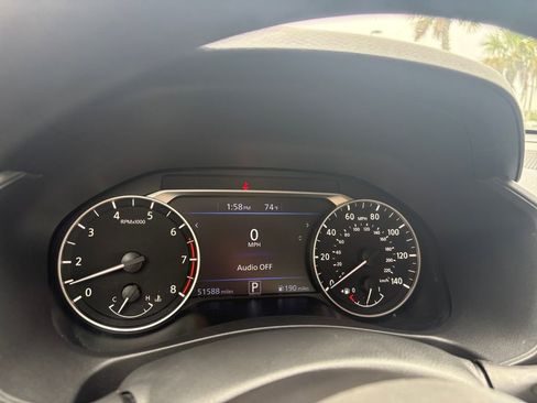 Used 2025 Nissan Altima 2.5 SV image 13