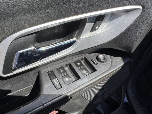Used 2016 Chevrolet Equinox LS FWD image 9