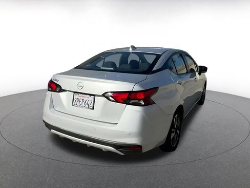 Used 2025 Nissan Versa SV image 15