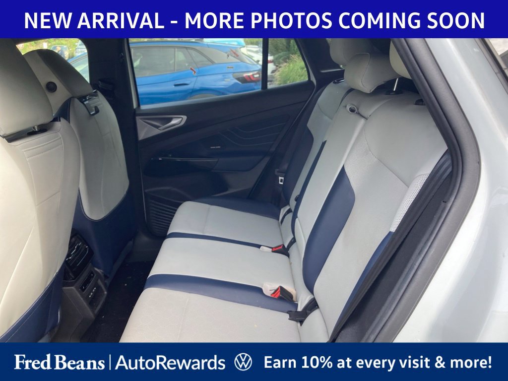 Used 2025 Volkswagen ID.4 Pro S Plus AWD/4WD image 9