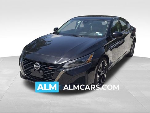 Used 2024 Nissan Altima 2.5 SR FWD image 1