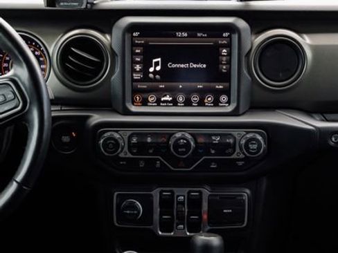 Used 2023 Jeep Gladiator Sport AWD/4WD image 37