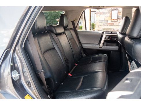 Used 2012 Toyota 4Runner SR5 w/ Premium Pkg AWD/4WD image 19