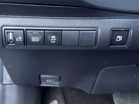 Used 2023 Toyota Corolla SE image 21