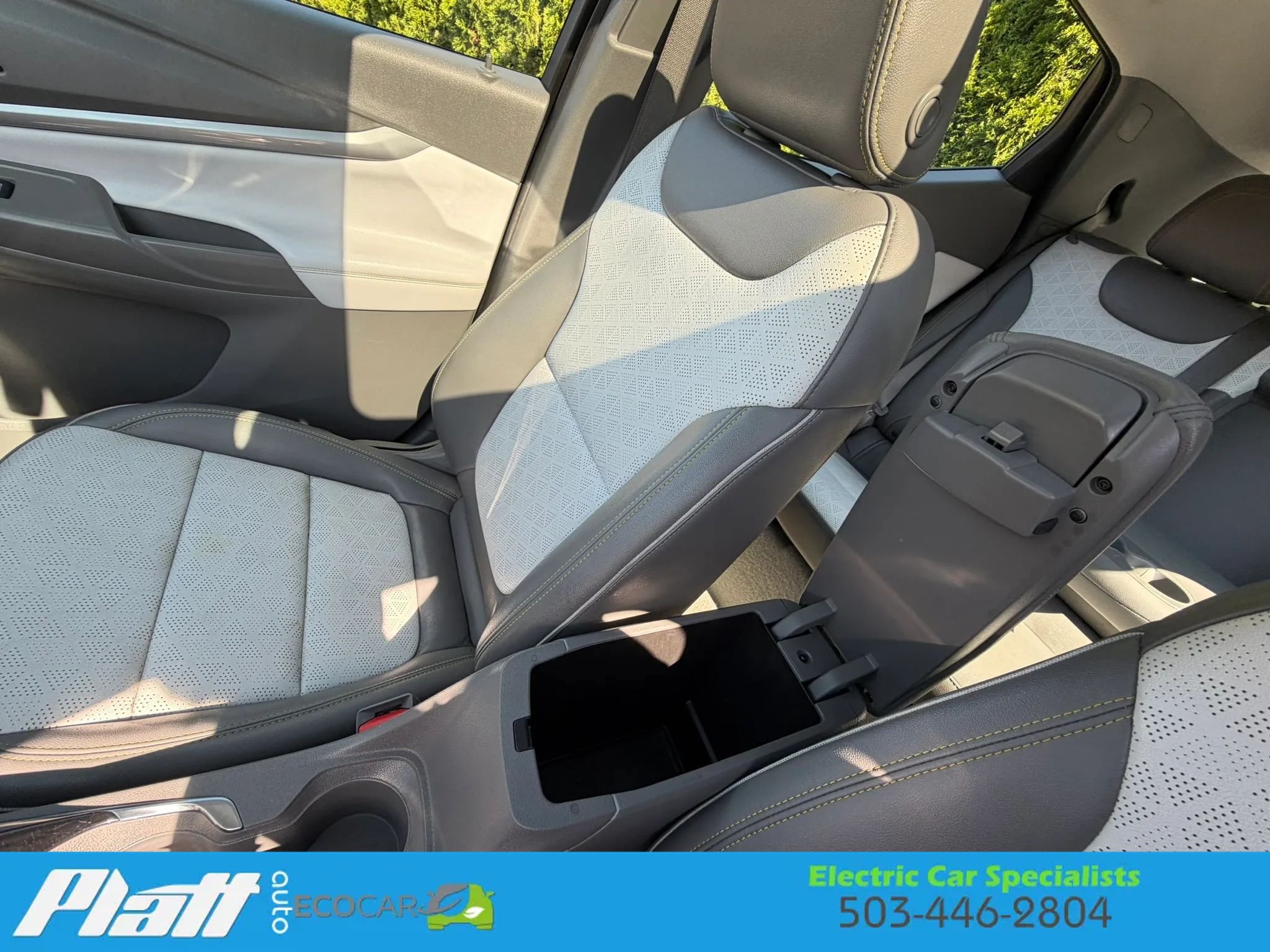 Used 2022 Chevrolet Bolt EUV Premier w/ Sun & Sound Package FWD image 26