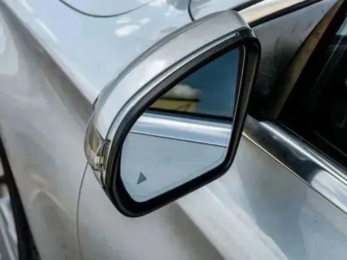 Used 2020 Mercedes-Benz C 300 Sedan image 35