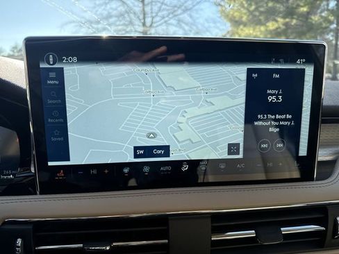 New 2026 Lincoln Corsair Premiere image 18