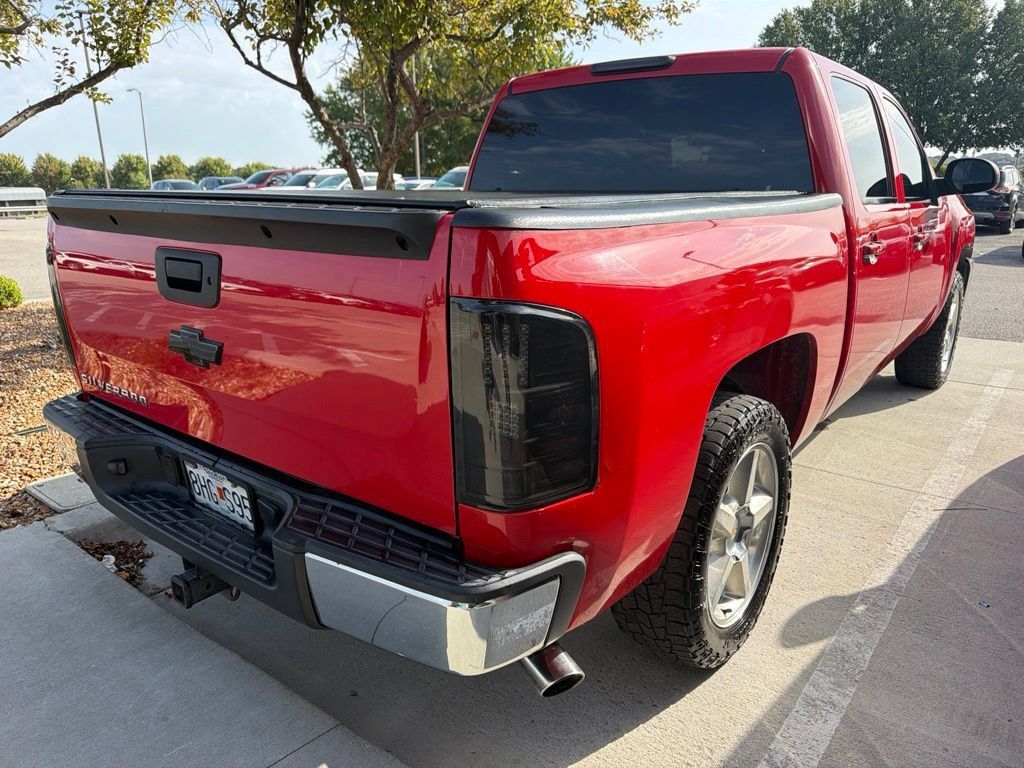 Used 2012 Chevrolet Silverado 1500 LT AWD/4WD image 4