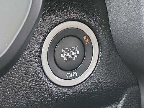 Used 2022 RAM 1500 Laramie RWD image 24