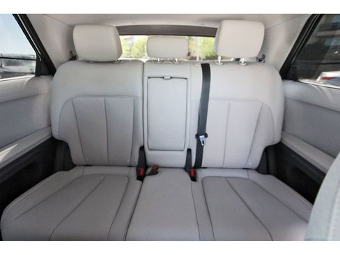 Used 2024 Hyundai Ioniq 5 Limited image 16