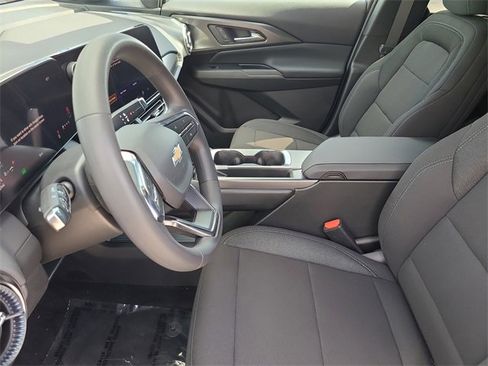 New 2026 Chevrolet Equinox EV LT image 21