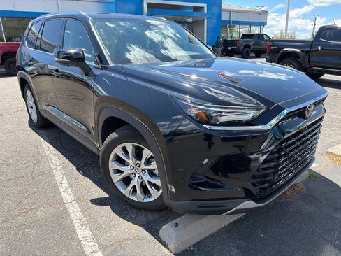 Used 2025 Toyota Grand Highlander AWD image 2