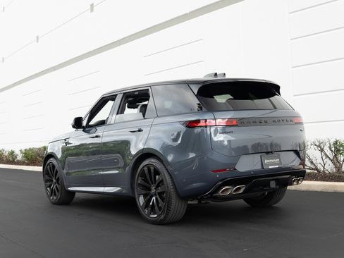 Used 2023 Land Rover Range Rover Sport First Edition image 22